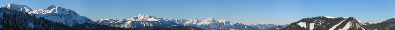 V.l.: Kl. & Gro�er Pyhrgas, Totes und Reichraminger Hintergebirge.