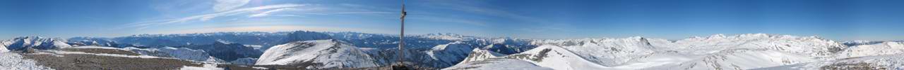 Panorama vom Gipfel des Gro�en Tragls (2179m).