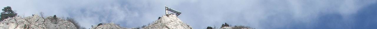 Der Skywalk vom Parkplatz bei der Mautstra�e.