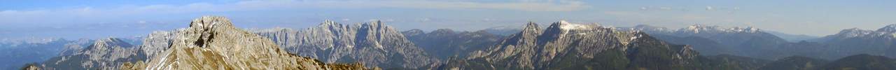 Blick vom Gipfel ins Ges�use.