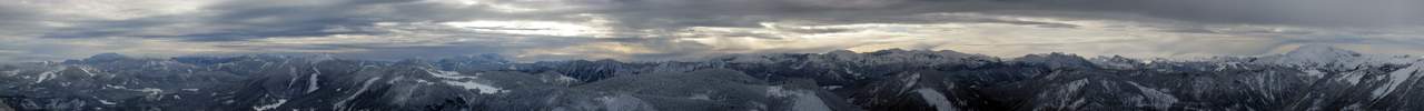 Blick vom Gipfel auf: Schneeberg, Veitsch, Hochschwab, Ges�use und D�rrenstein.